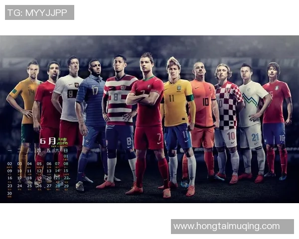 足球明星与家人共享温馨时刻合影留念展现幸福生活的美好瞬间 足球明星与家人共享温馨时刻合影留念展现幸福生活的美好瞬间